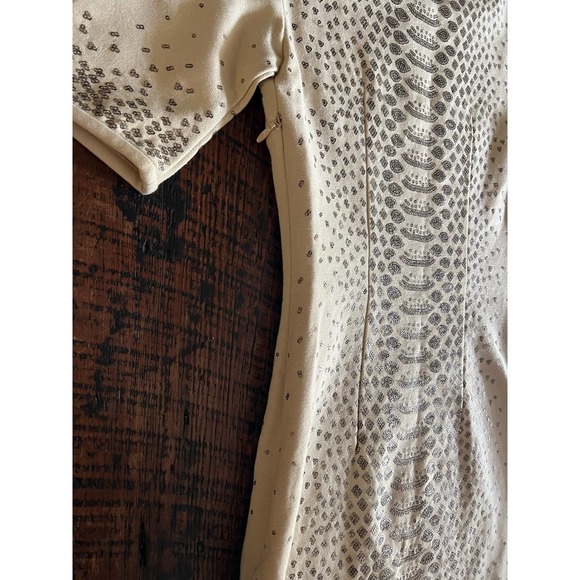 BCBG Maxazria Beige colored Dress, Size XS Not For Sale/Do not buy - Picture 11 of 14